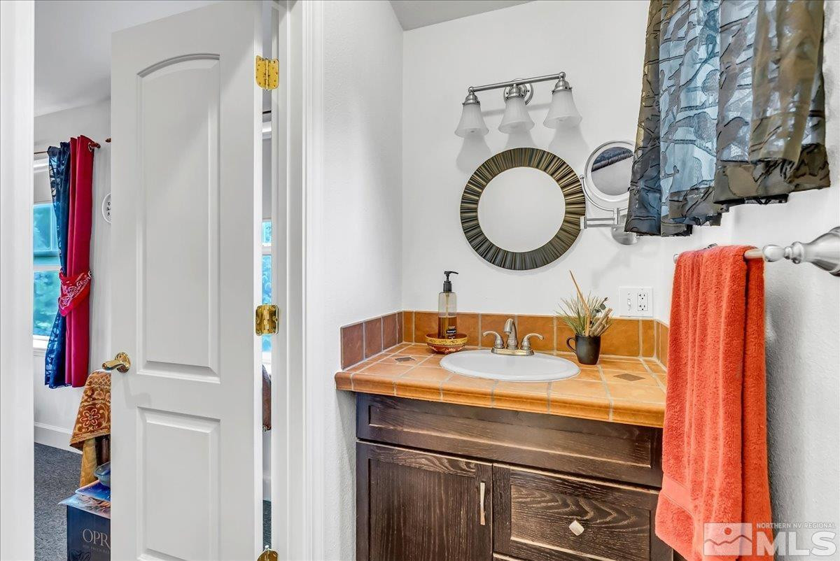 212 Foothill Meadows Court