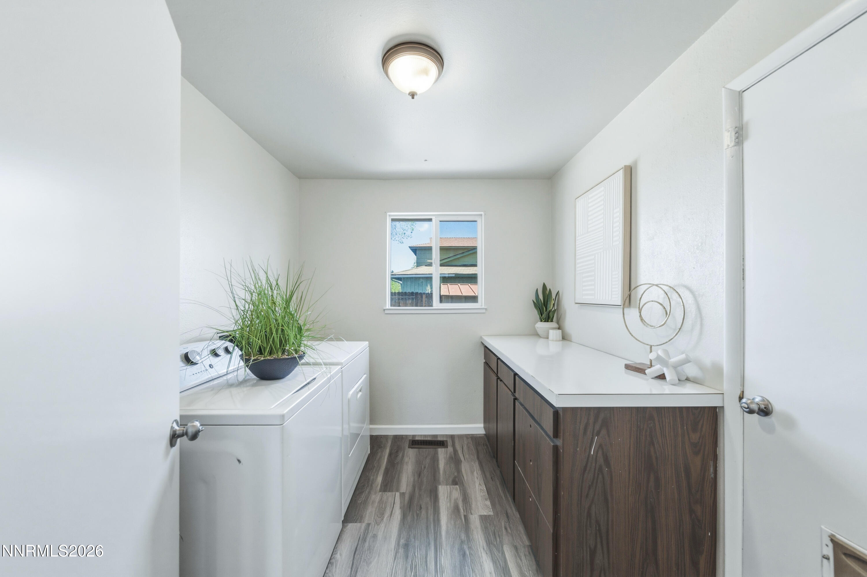 832 E Greenbrae Drive
