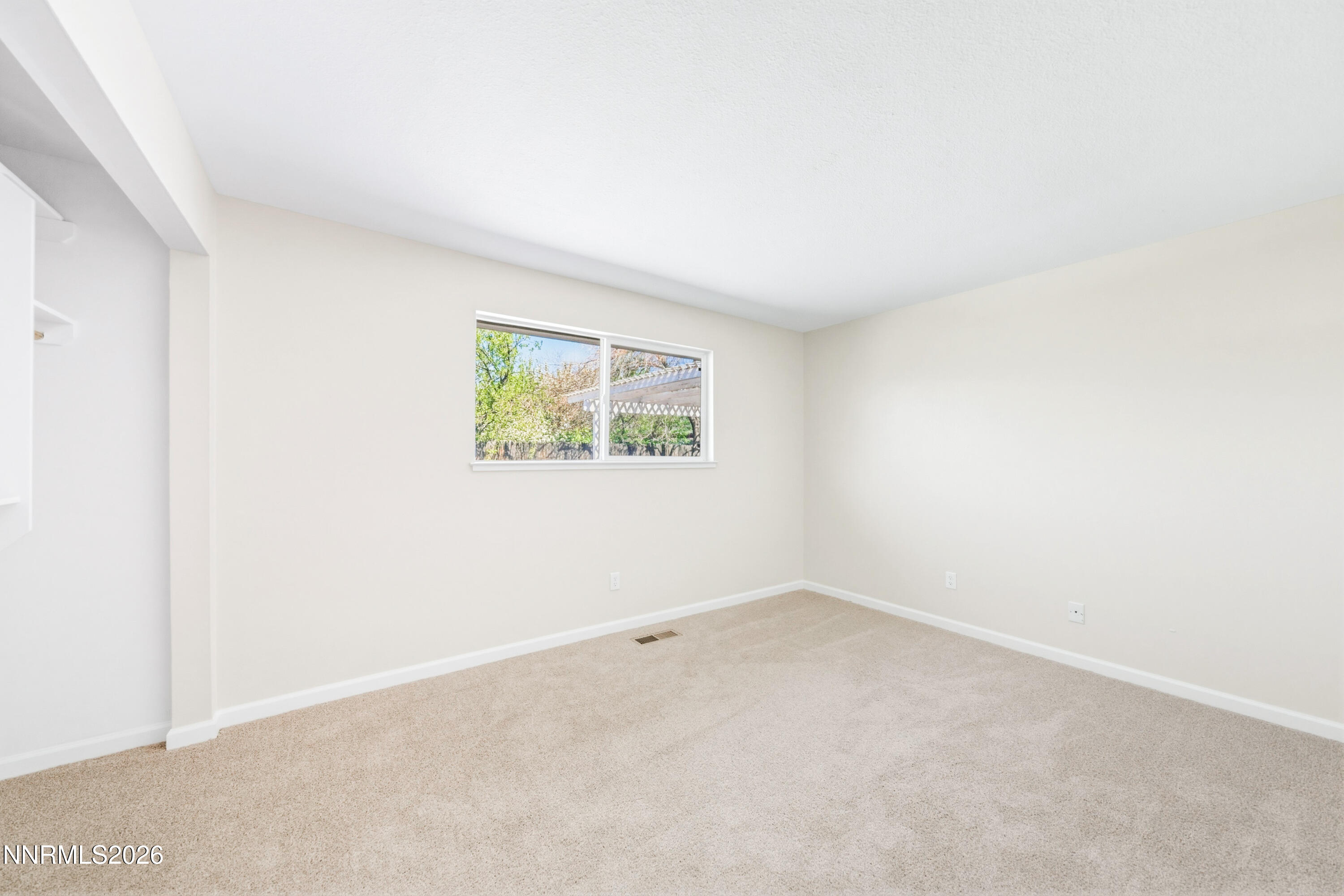 832 E Greenbrae Drive