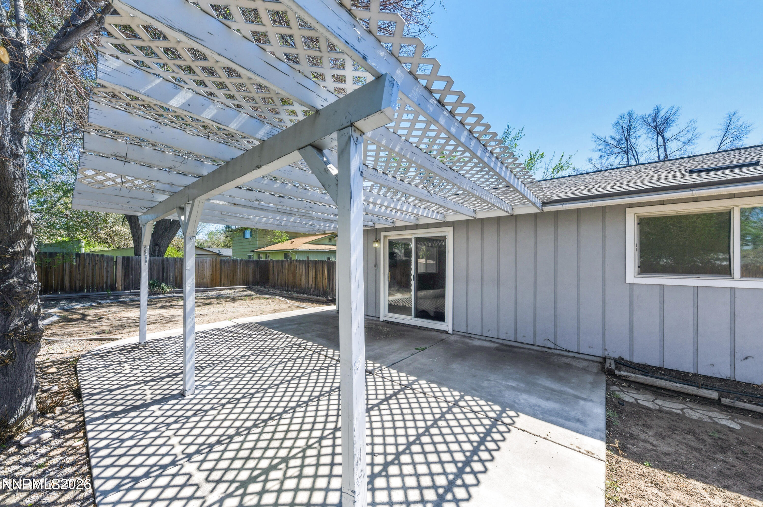 832 E Greenbrae Drive