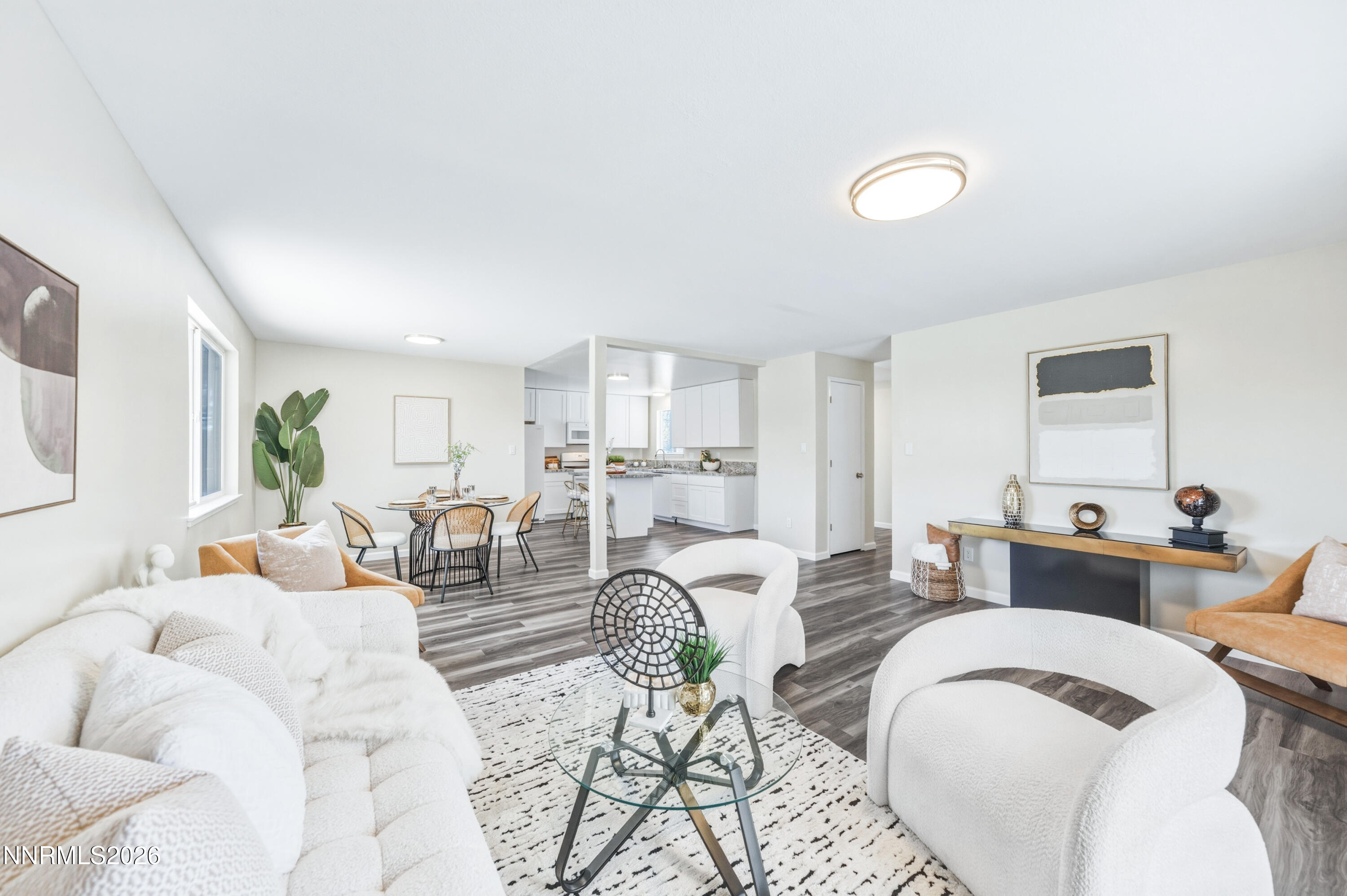 832 E Greenbrae Drive