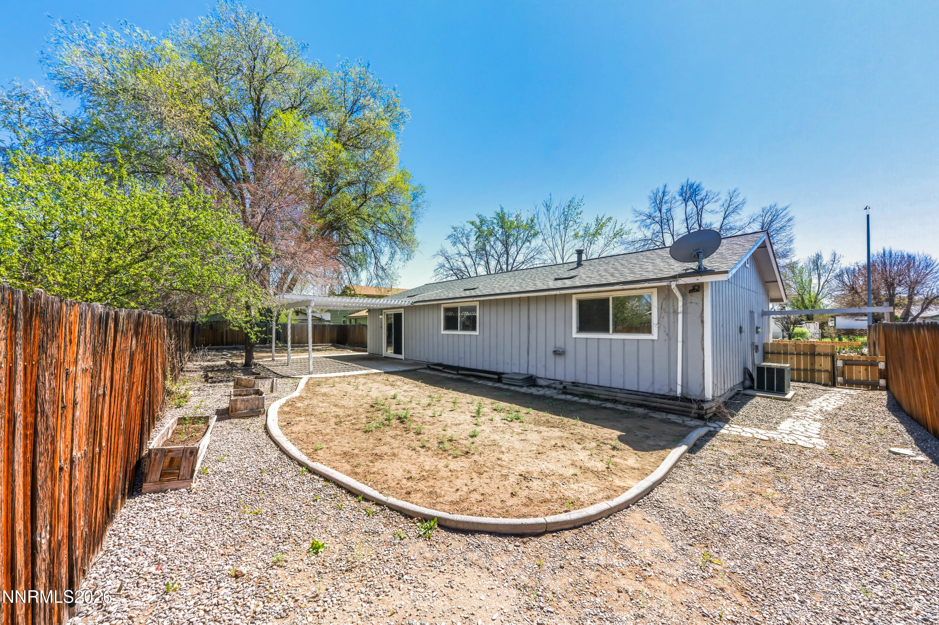 832 E Greenbrae Drive
