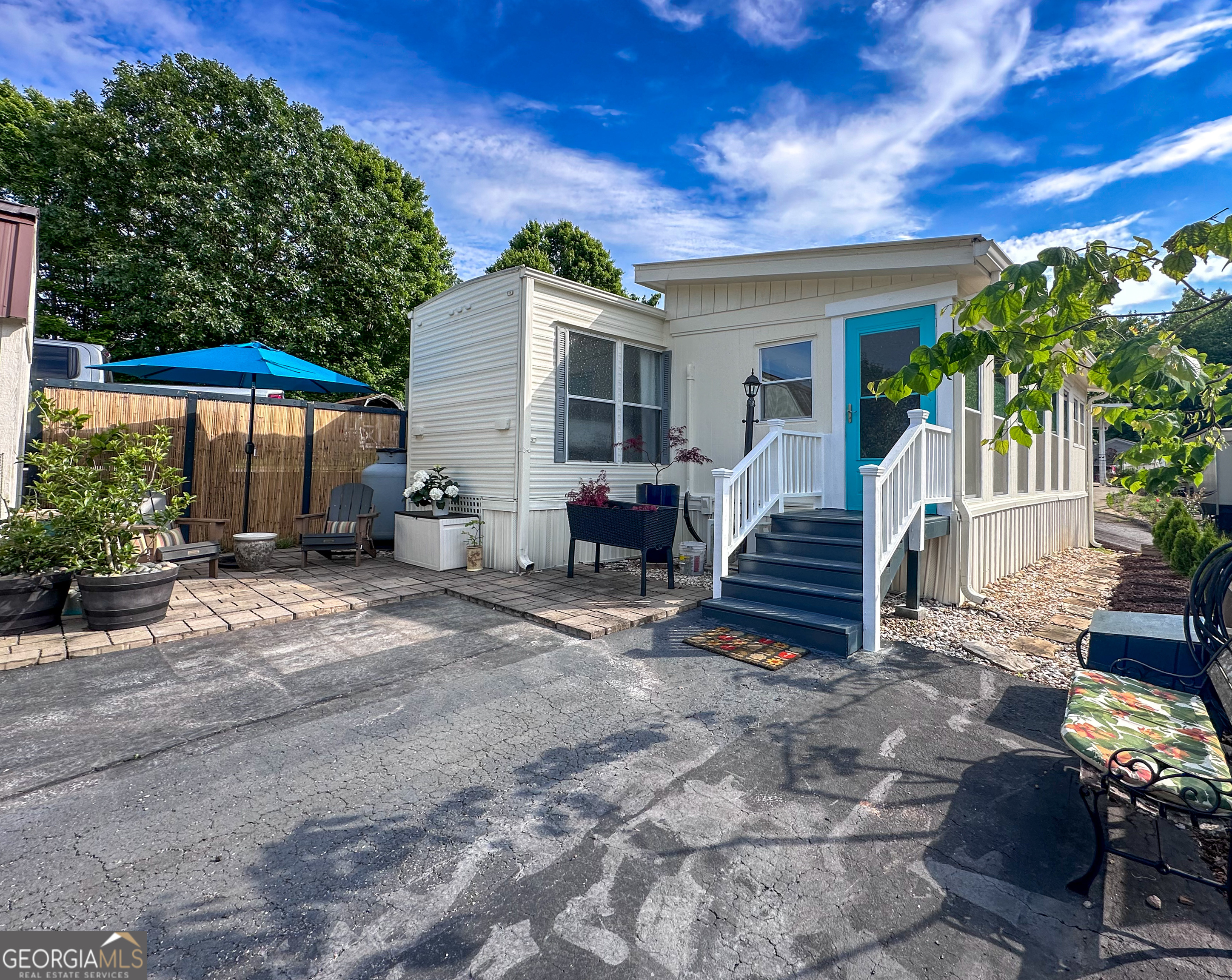 4 Fleetwood Rd