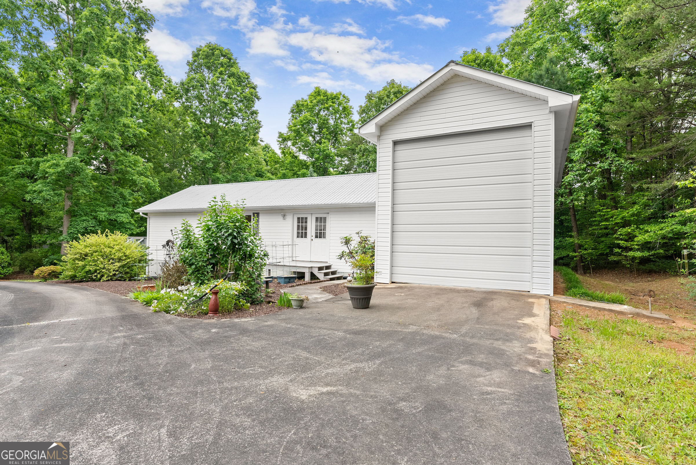 28 Colley Lane