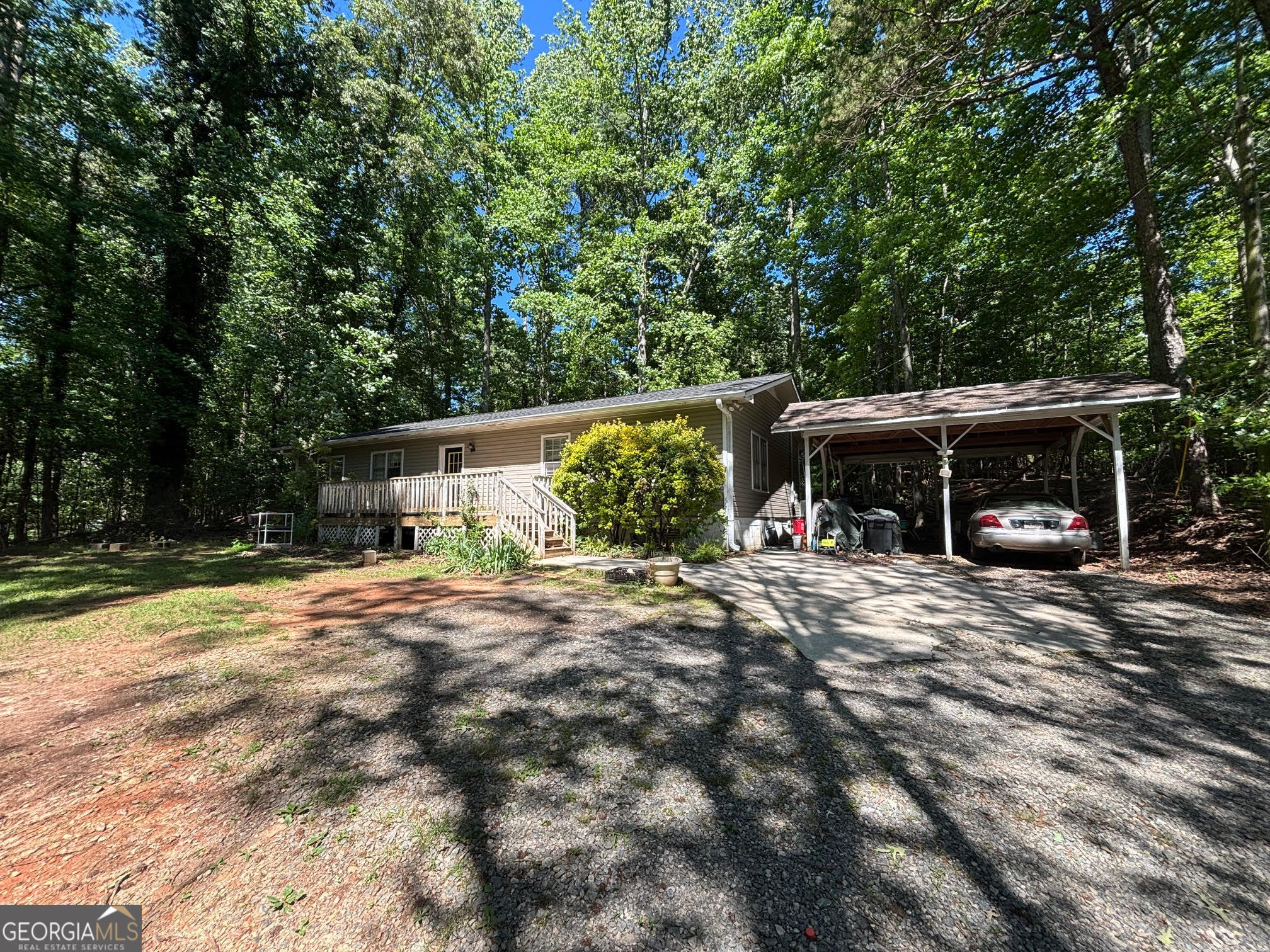 992 Tom Bell Road