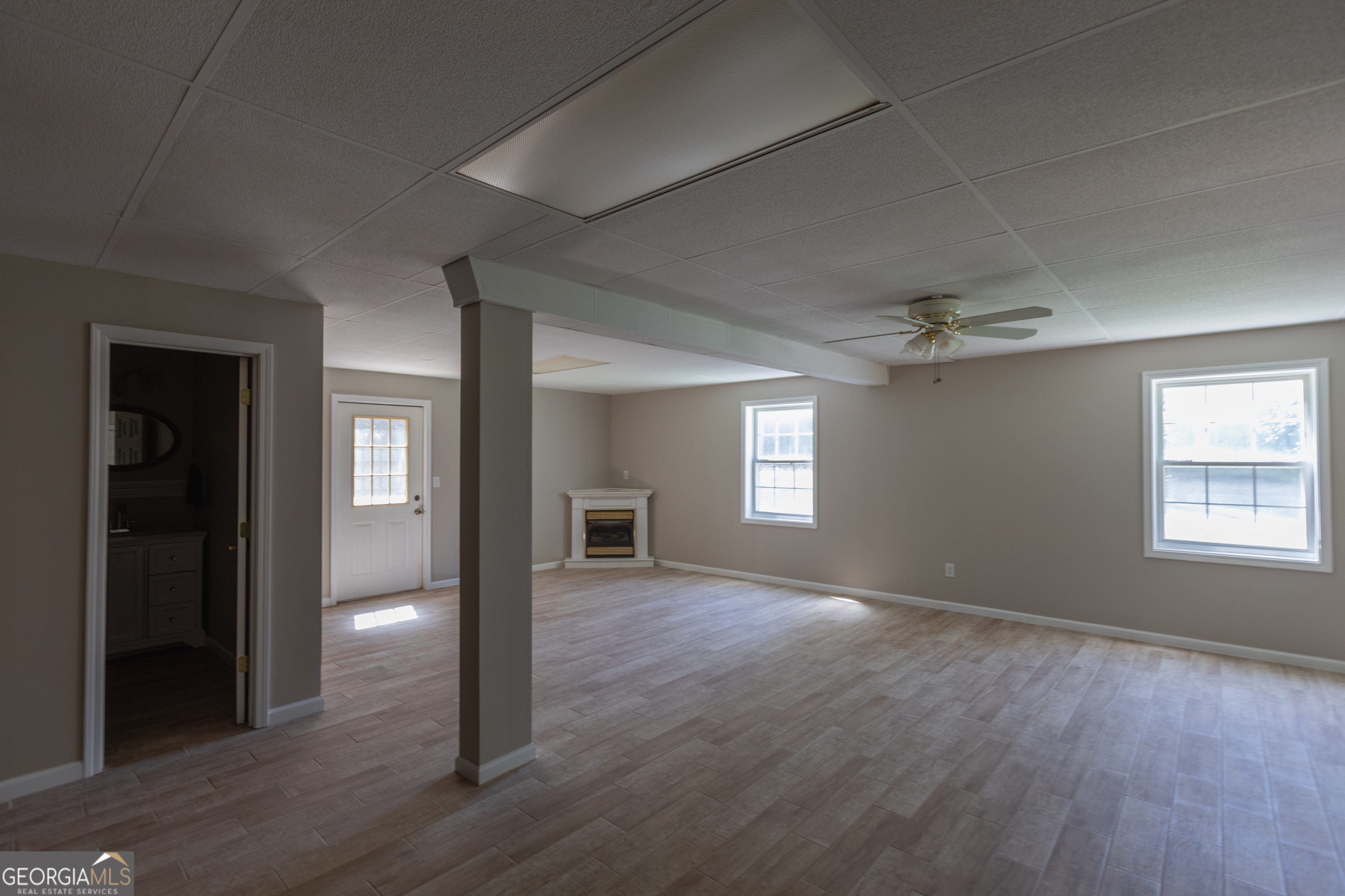 61 Leafview Drive