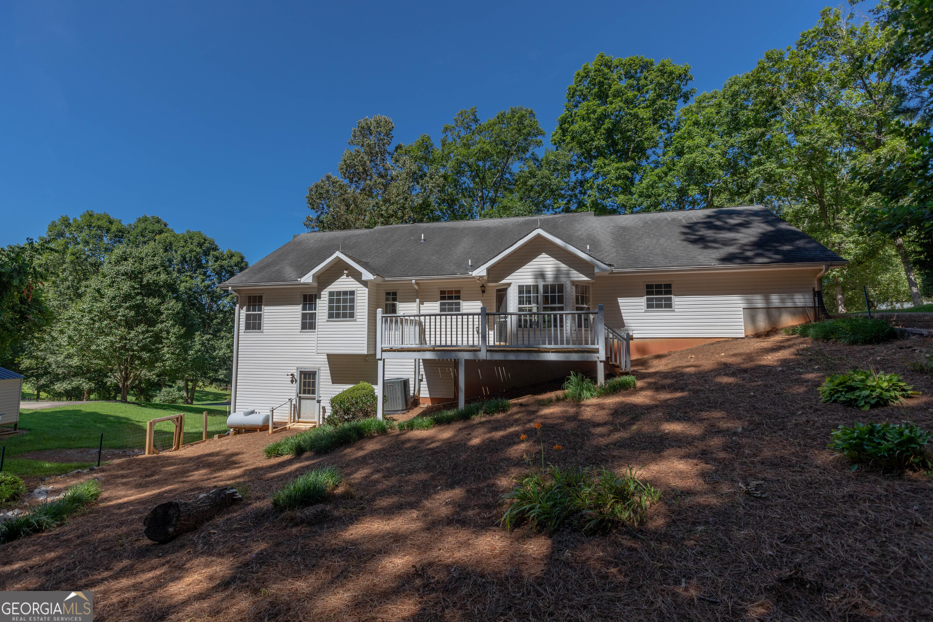 61 Leafview Drive
