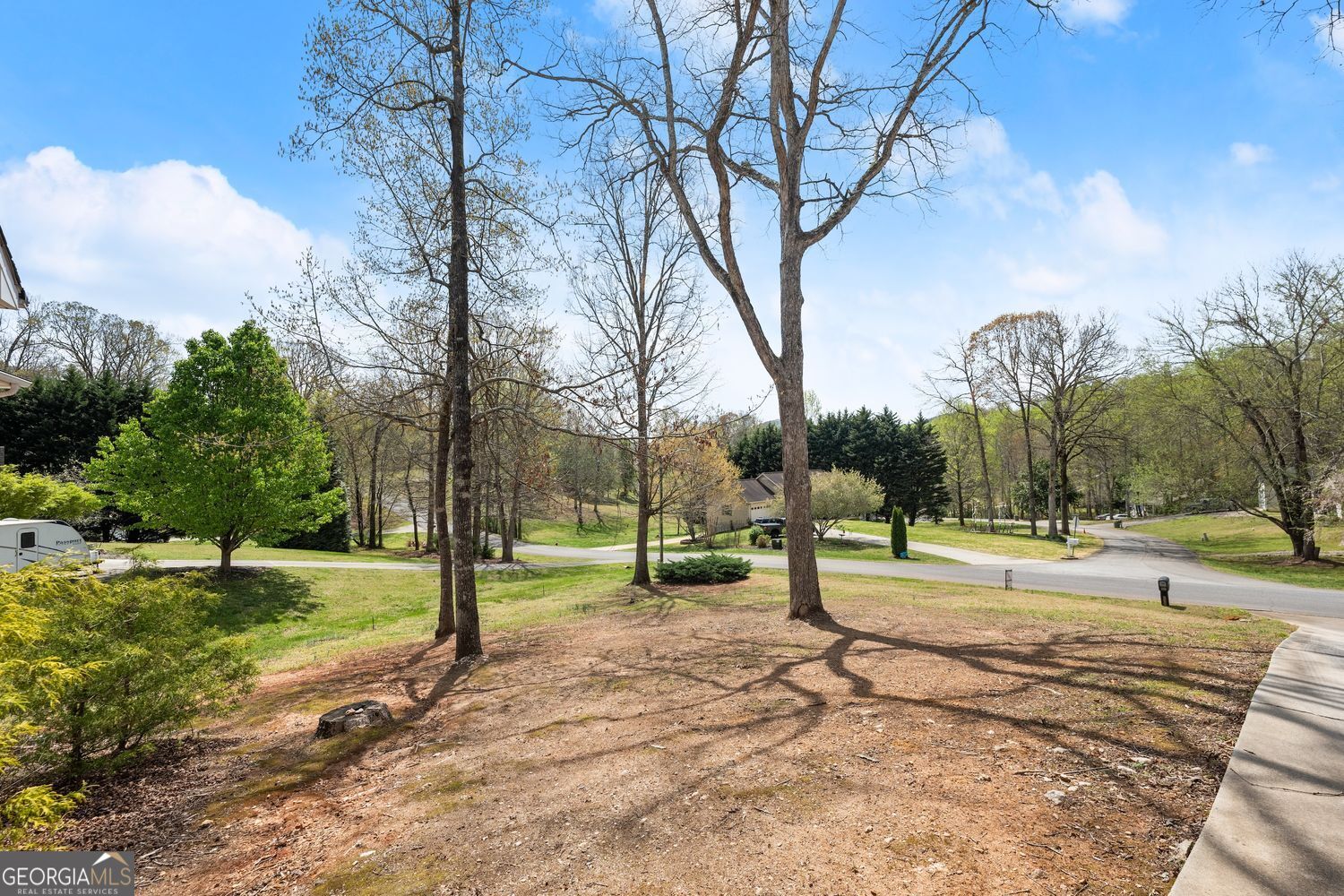 61 Leafview Drive
