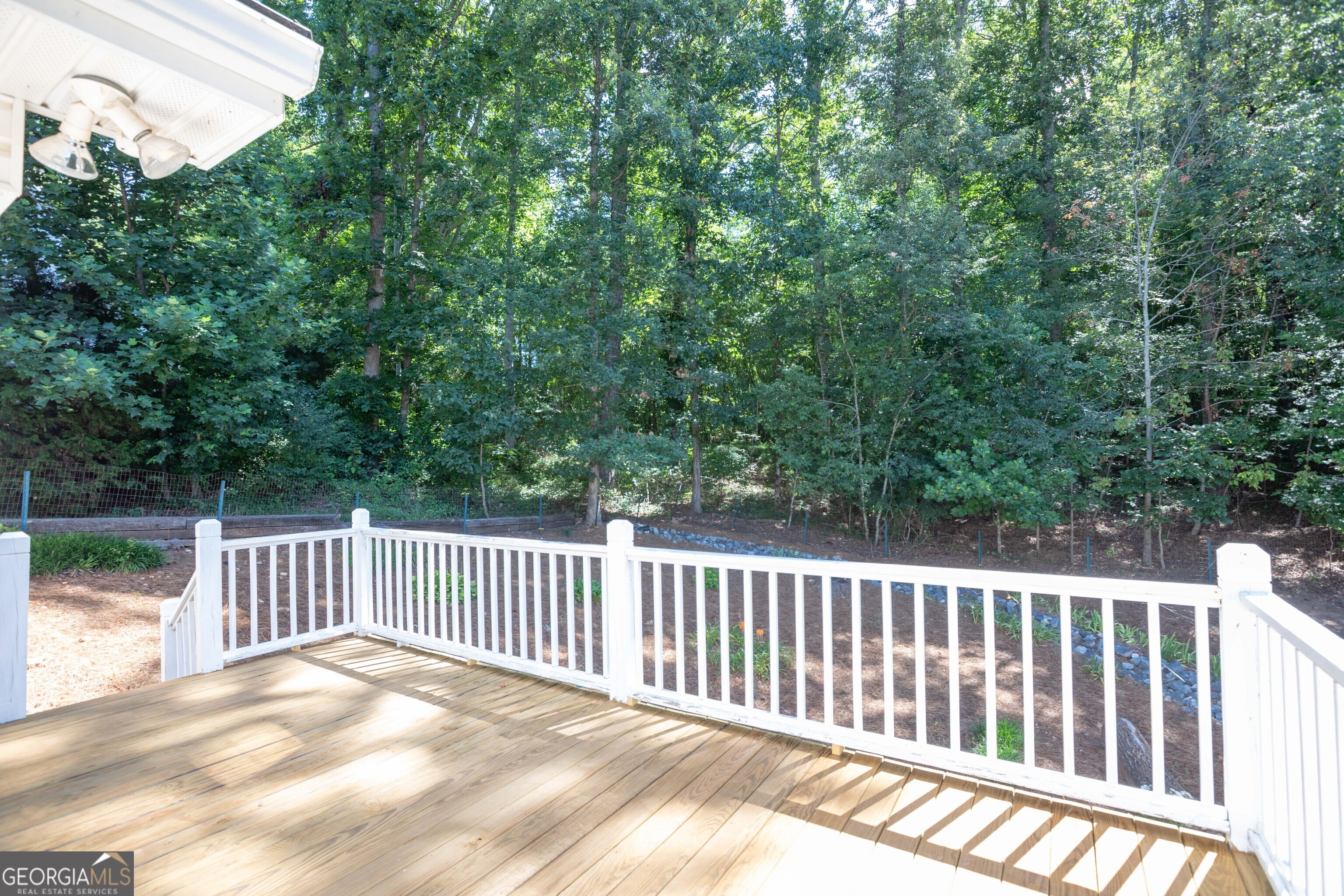 61 Leafview Drive