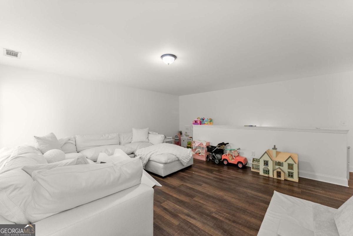 4358 Yonah Park