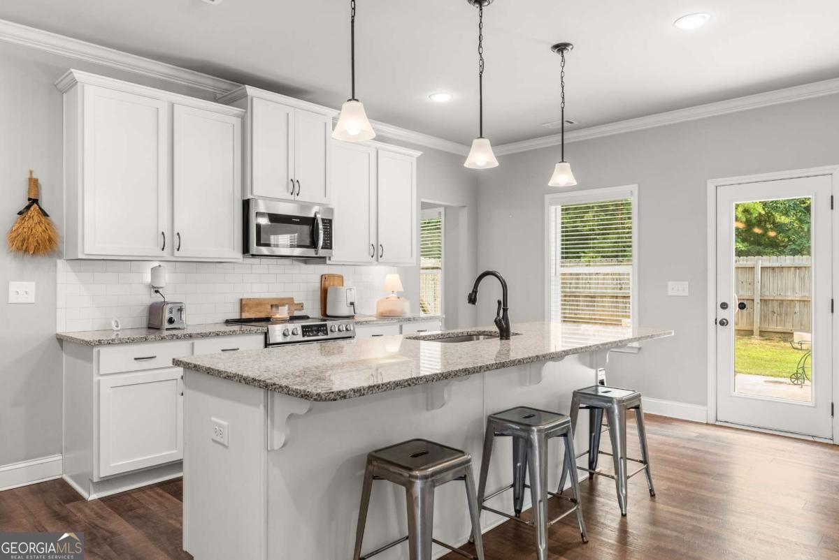 4358 Yonah Park