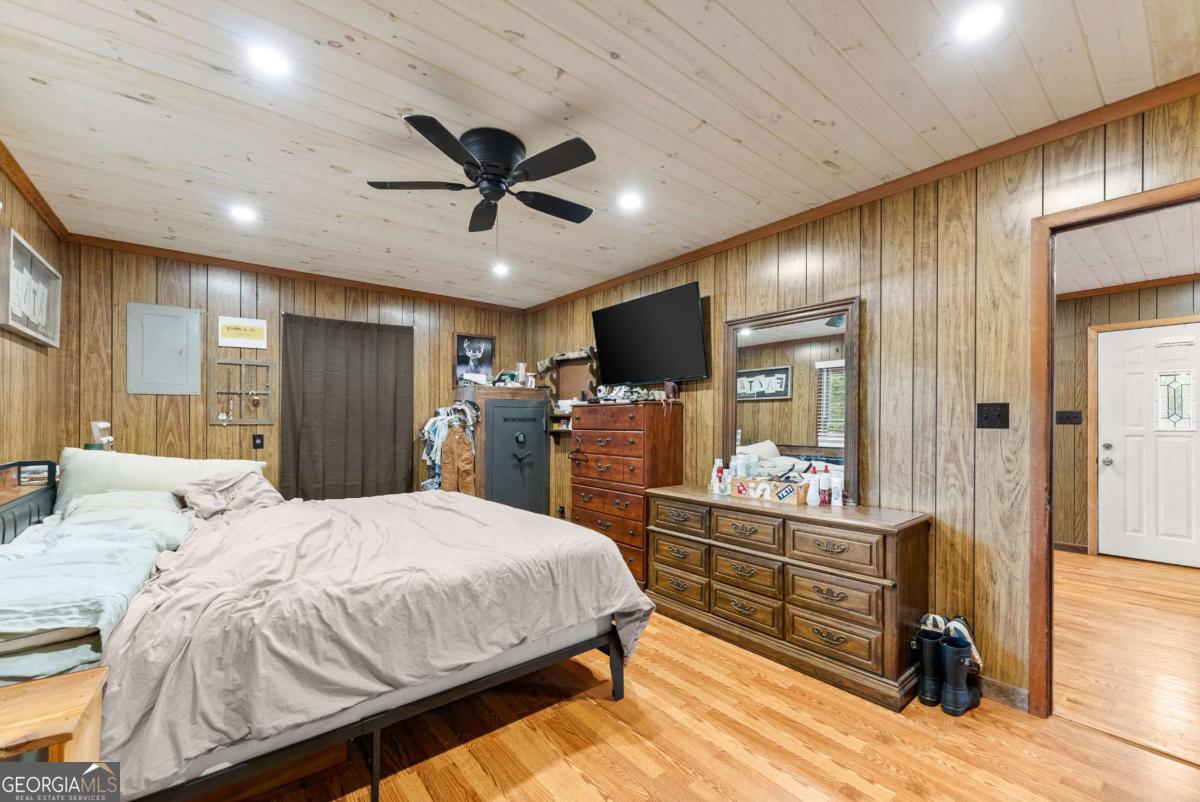 3632 Clarks Bridge Road