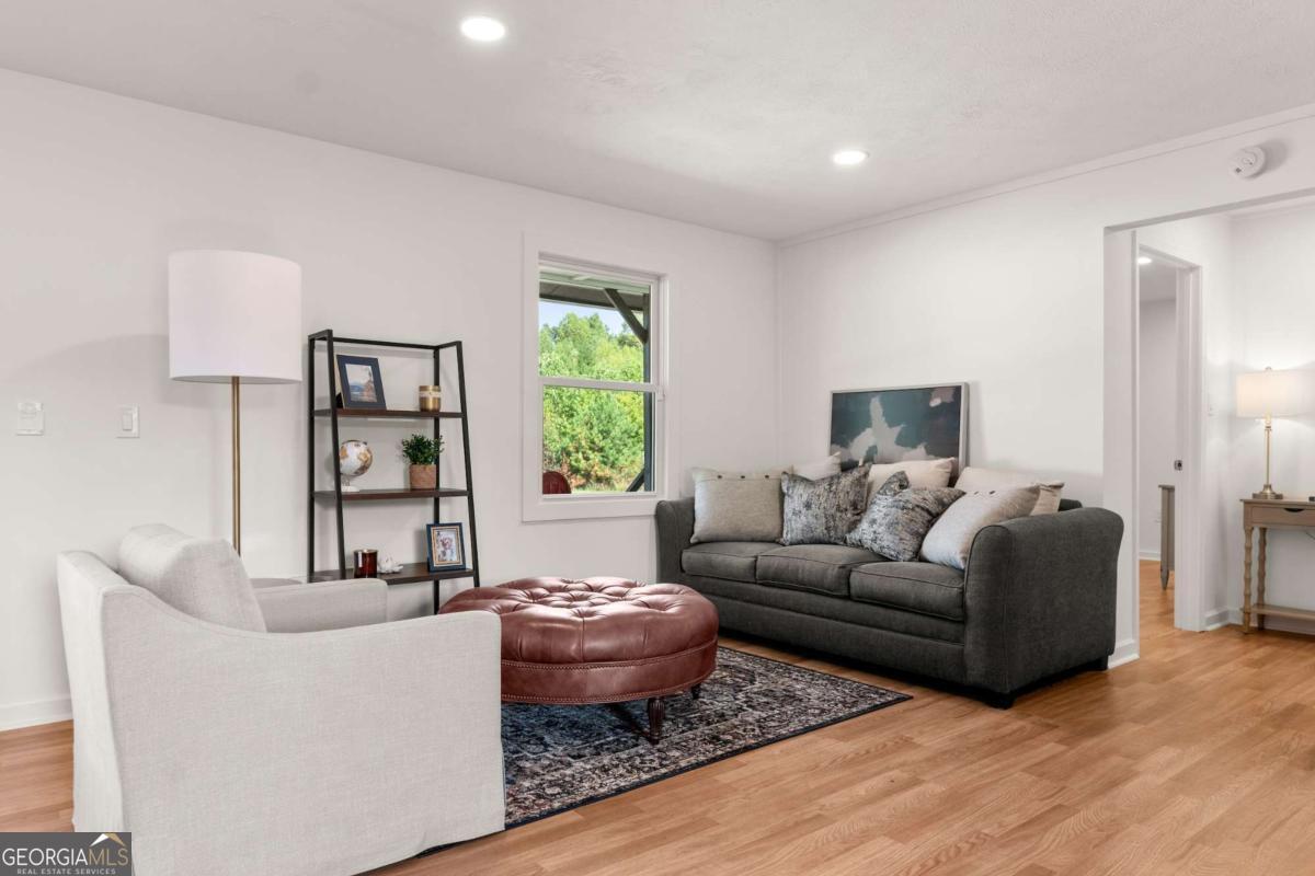 4768 Highway 52 E E, Dahlonega