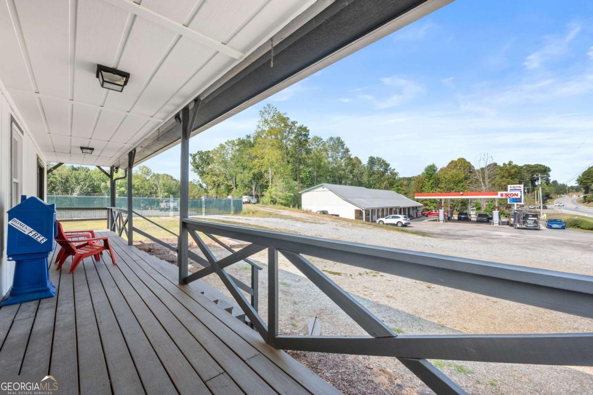 4768 Highway 52 E E, Dahlonega