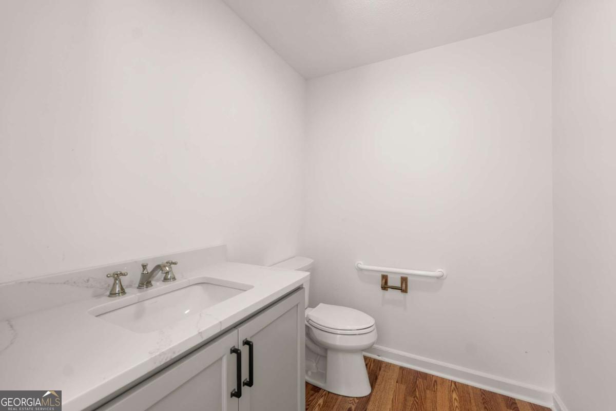 4768 Highway 52 E E, Dahlonega