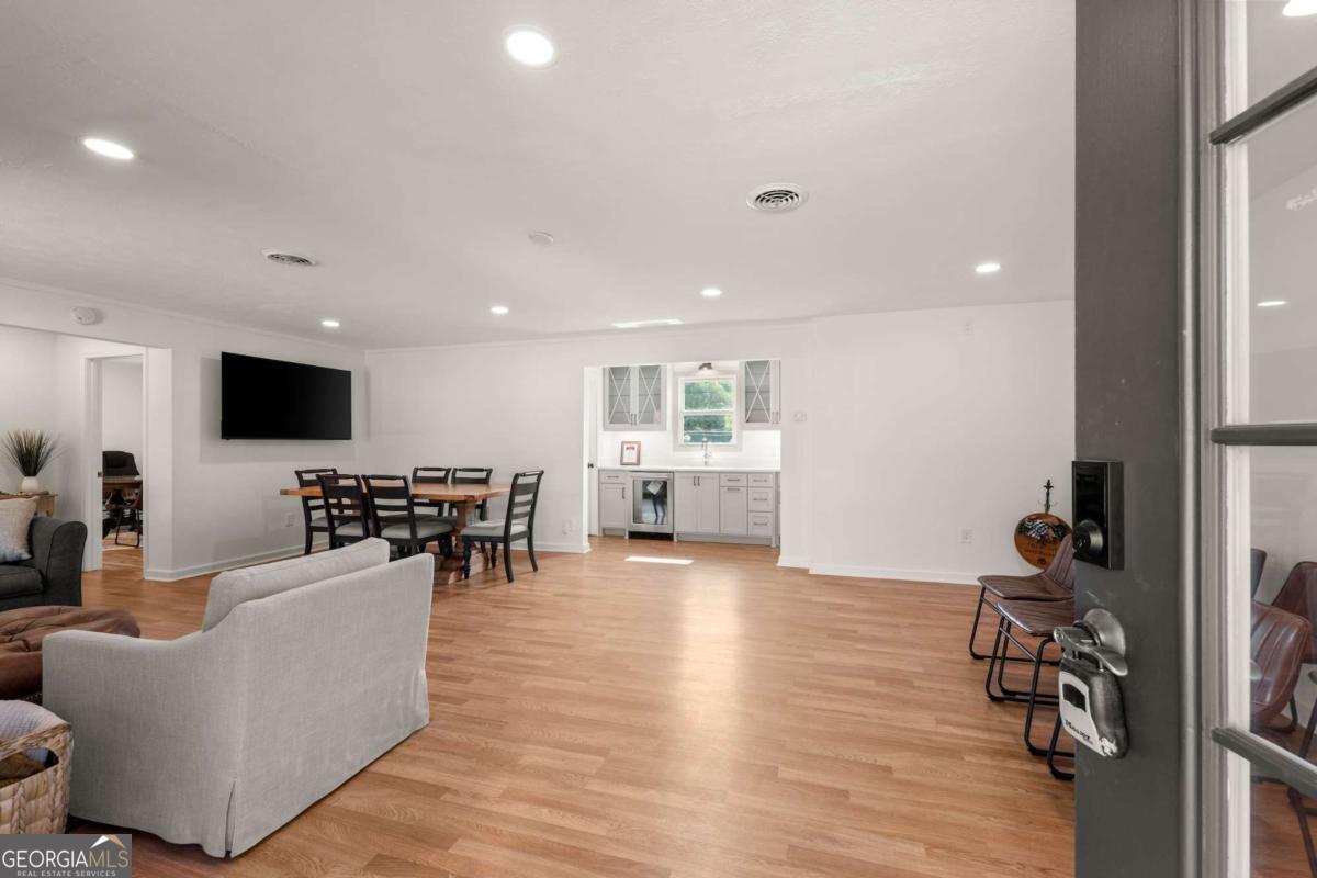 4768 Highway 52 E E, Dahlonega