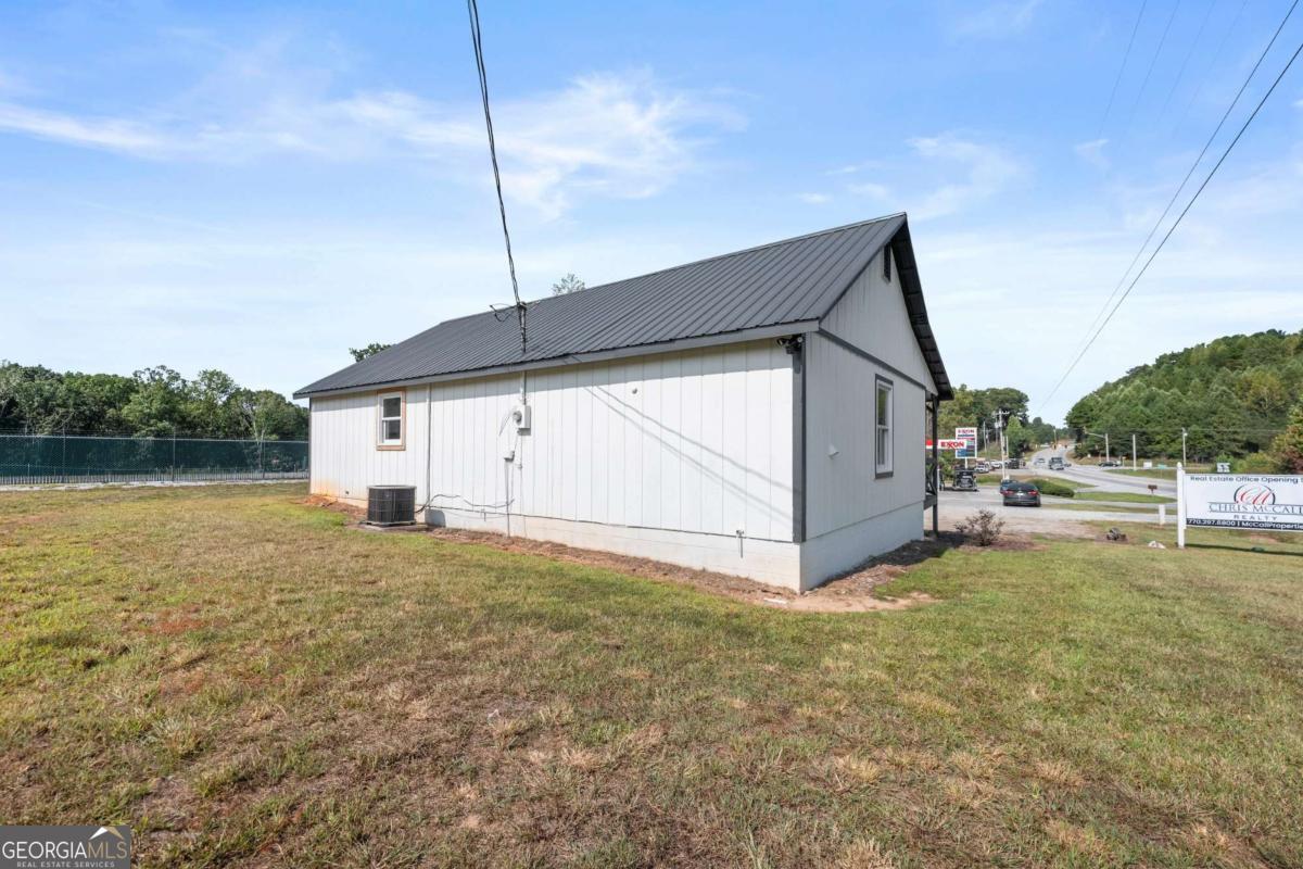 4768 Highway 52 E E, Dahlonega