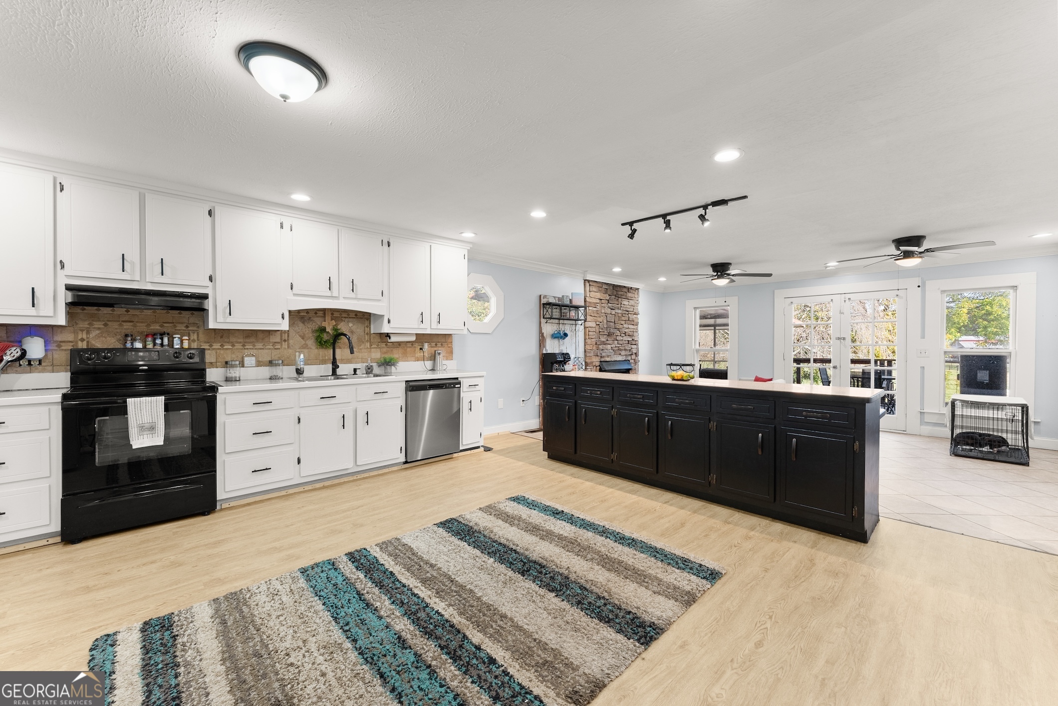 6622 Old Cleveland Road