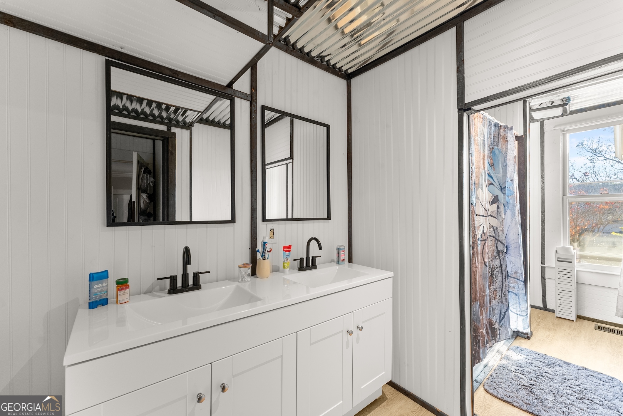 6622 Old Cleveland Road