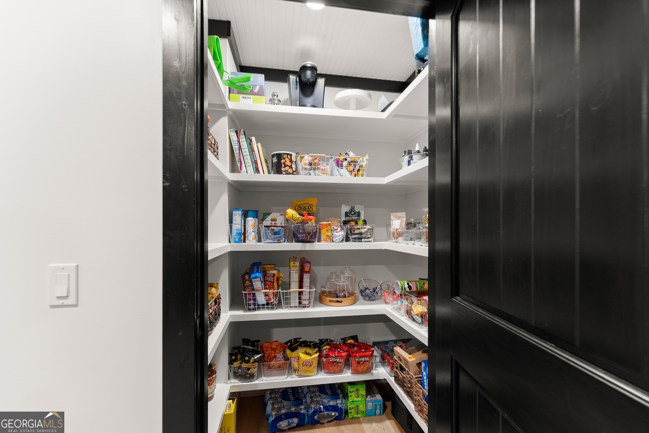 6147 Dahlonega Highway