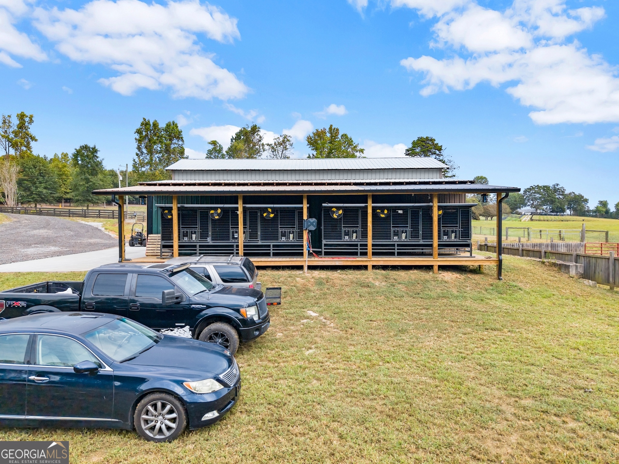 6147 Dahlonega Highway