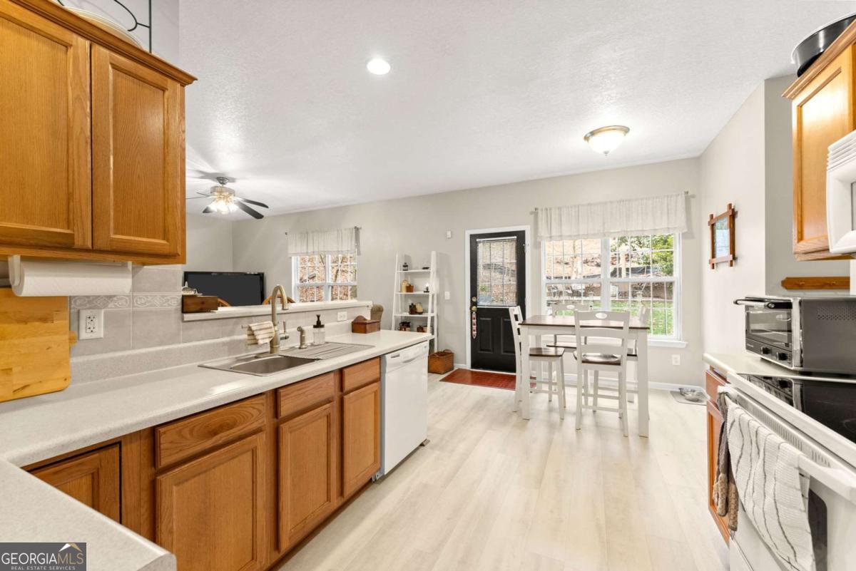 3451 Leisure Lane