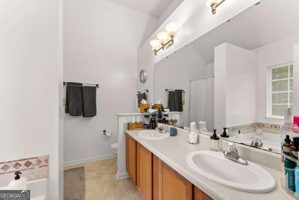 3451 Leisure Lane