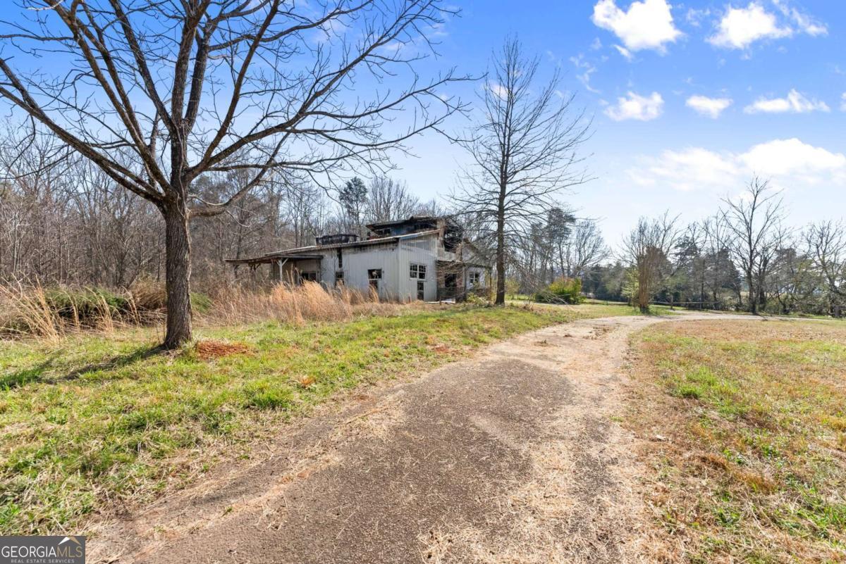 111 Skitts Mountain Road