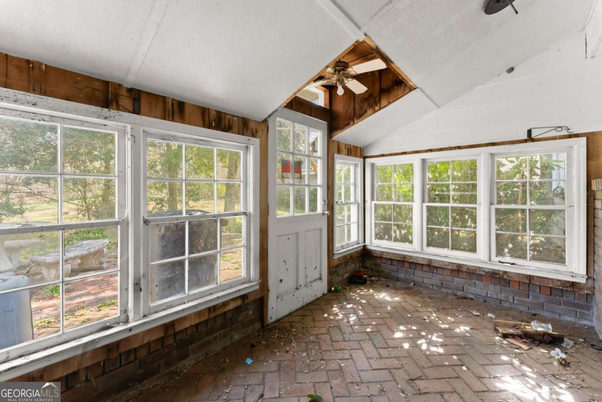 111 Skitts Mountain Road