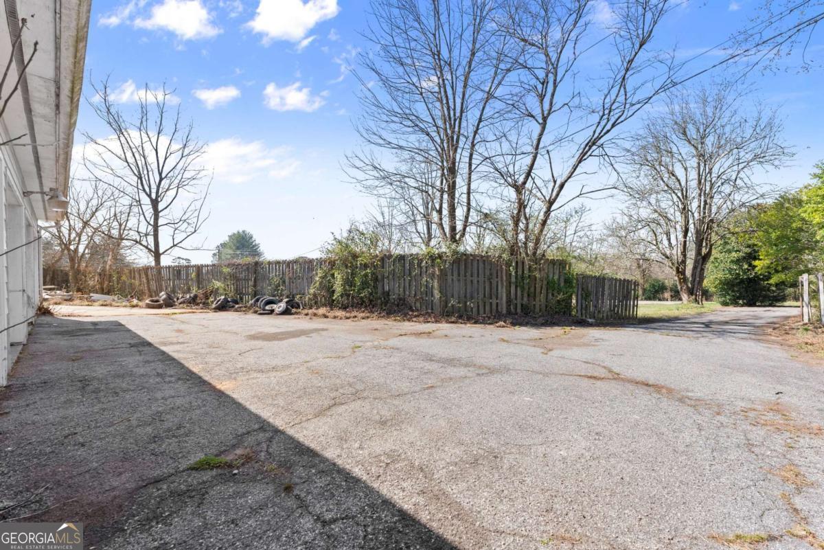 111 Skitts Mountain Road