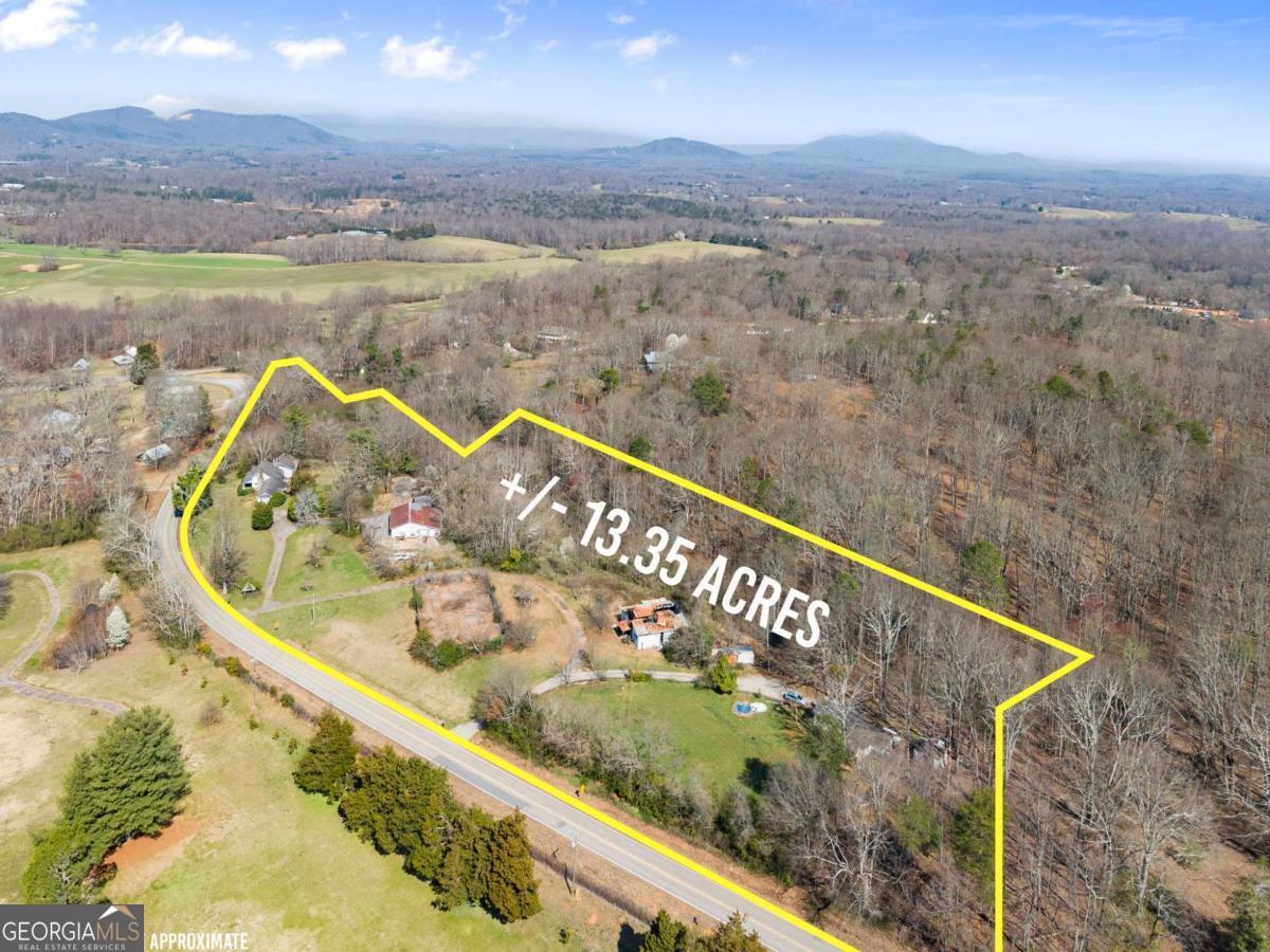 111 Skitts Mountain Road