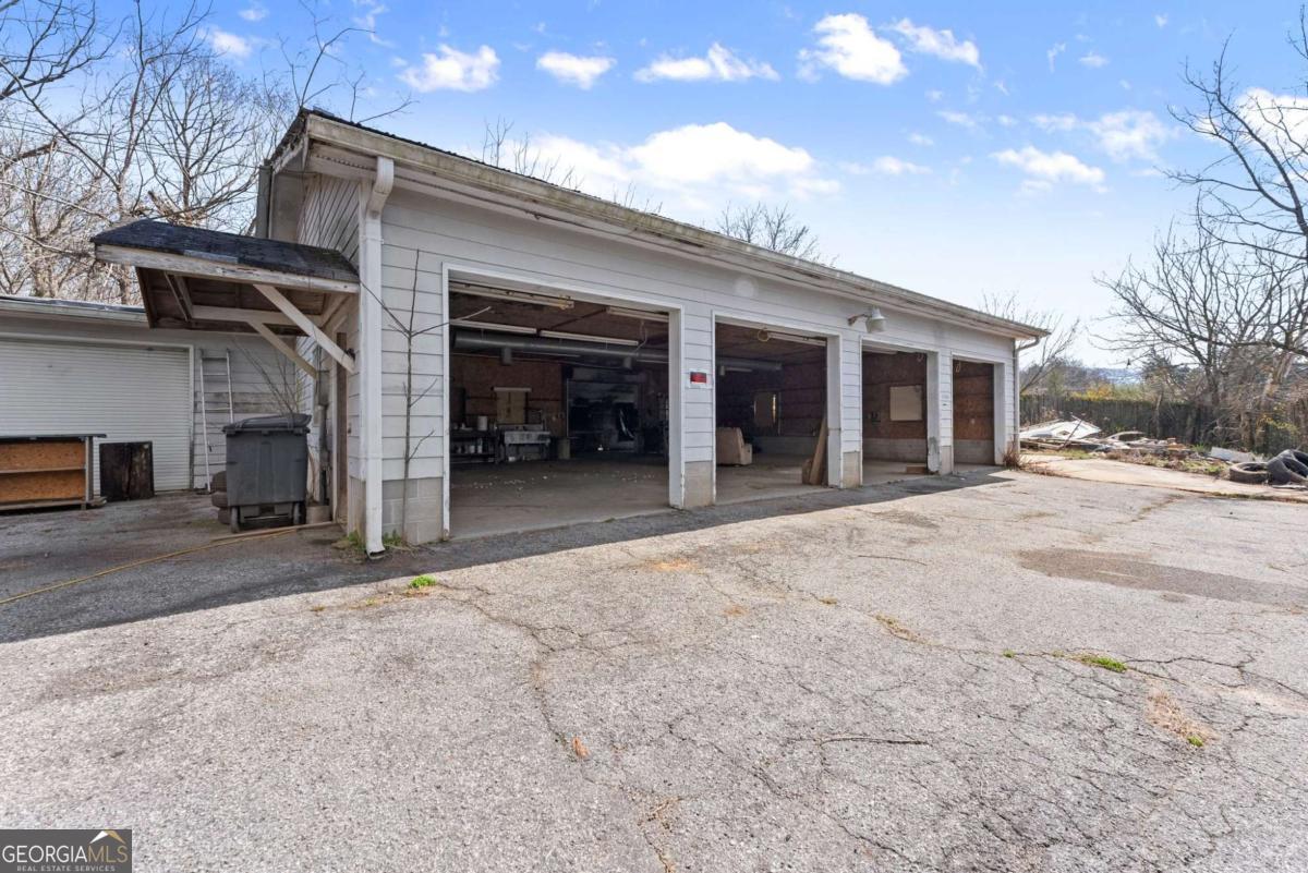 111 Skitts Mountain Road