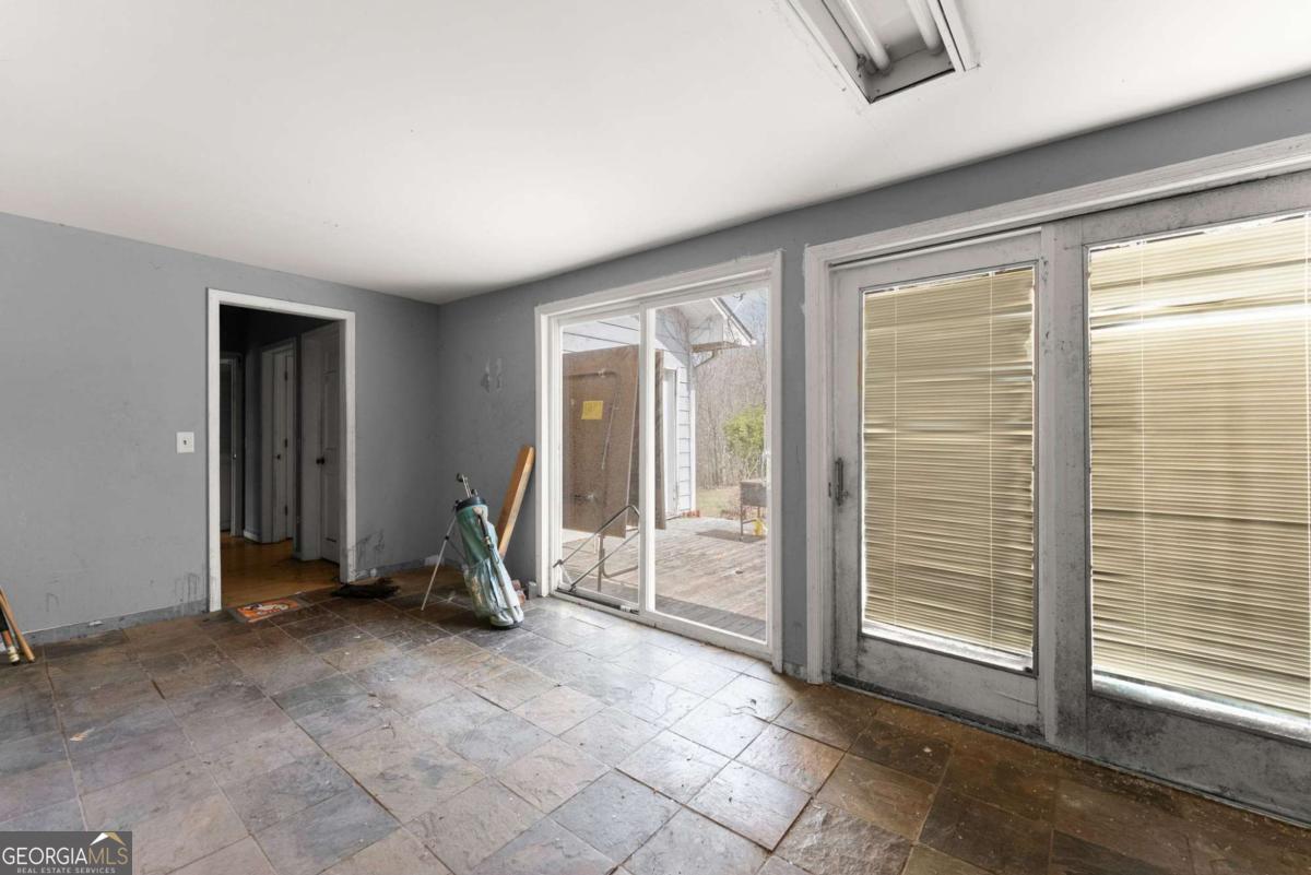 111 Skitts Mountain Road