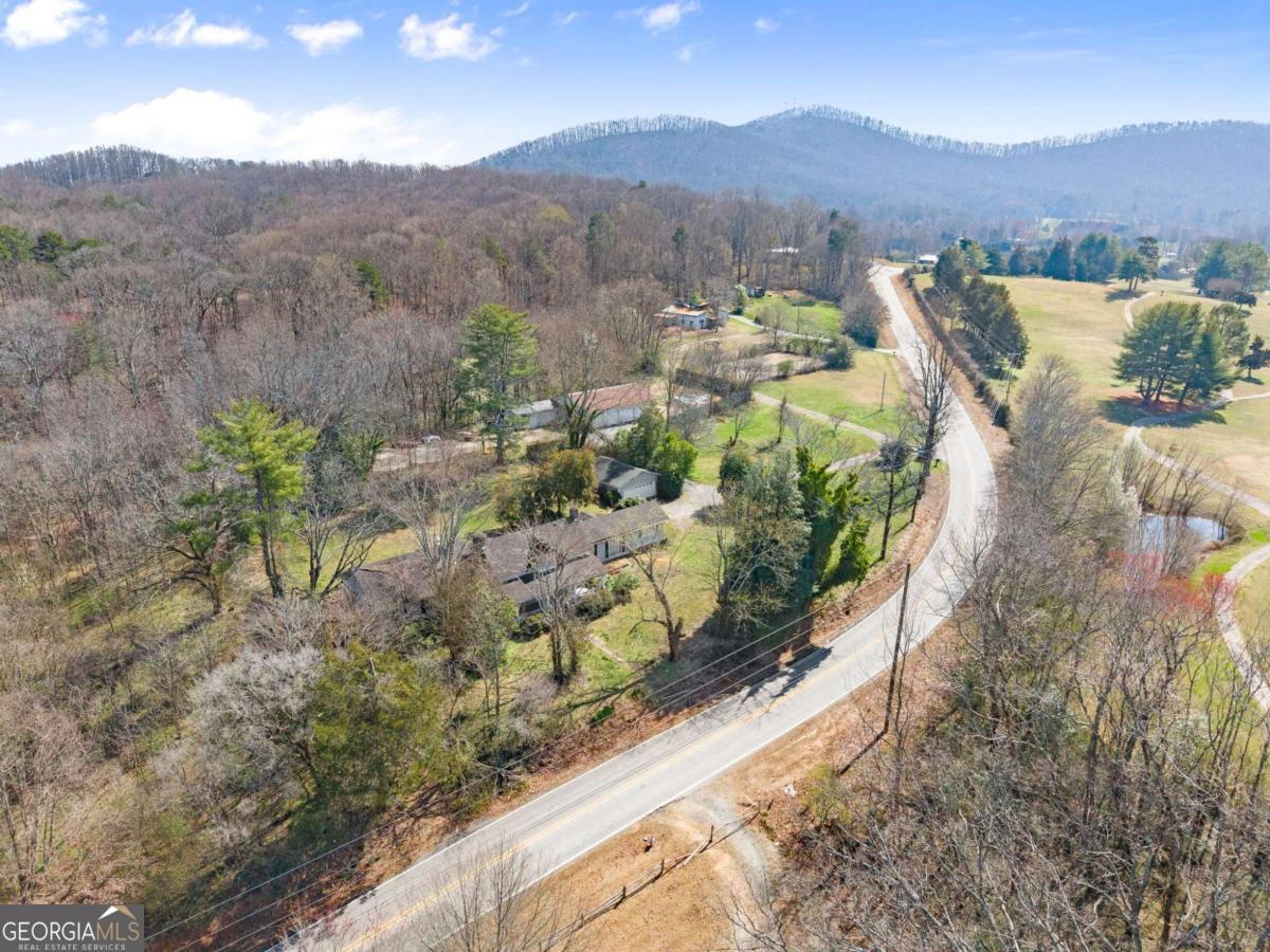 111 Skitts Mountain Road