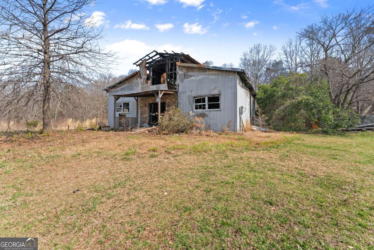 111 Skitts Mountain Road