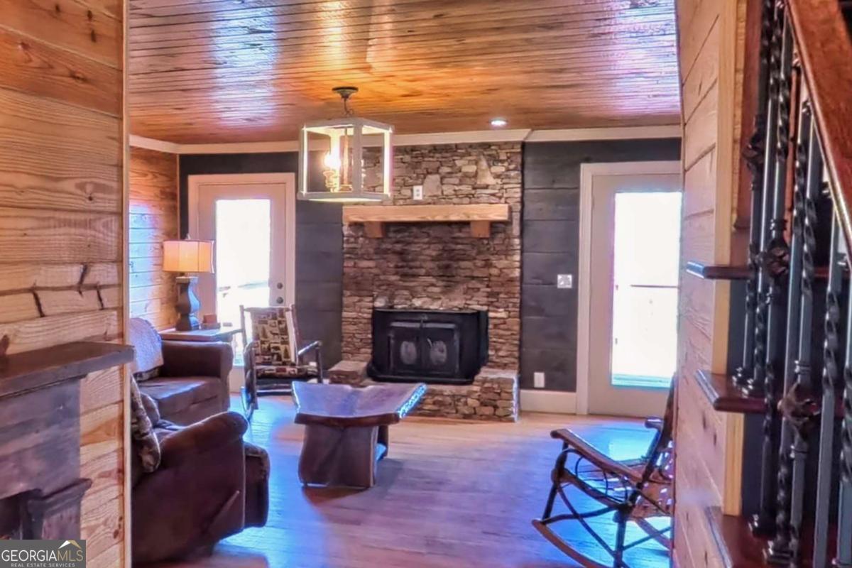 175 Hooper Road