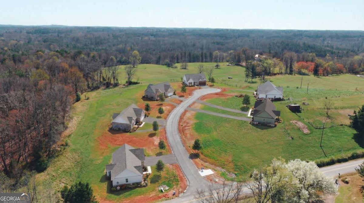 88 White Oak Court