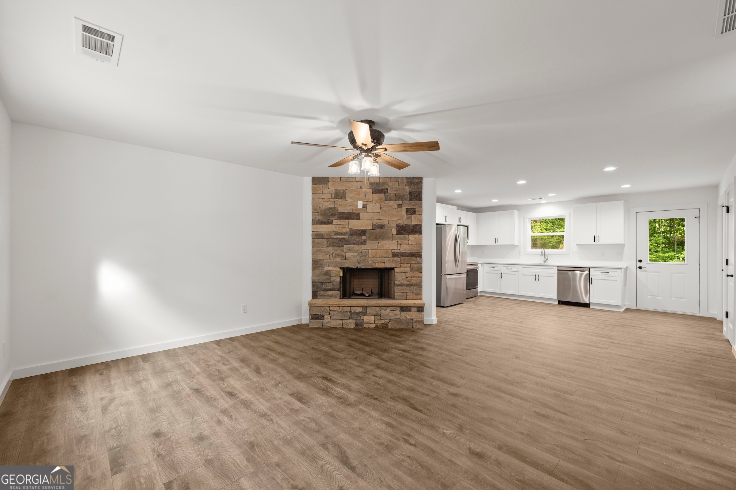 88 White Oak Court