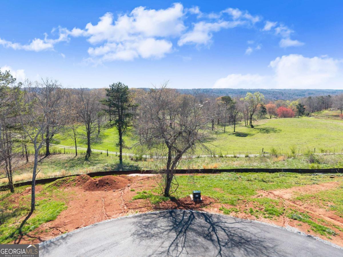 88 White Oak Court