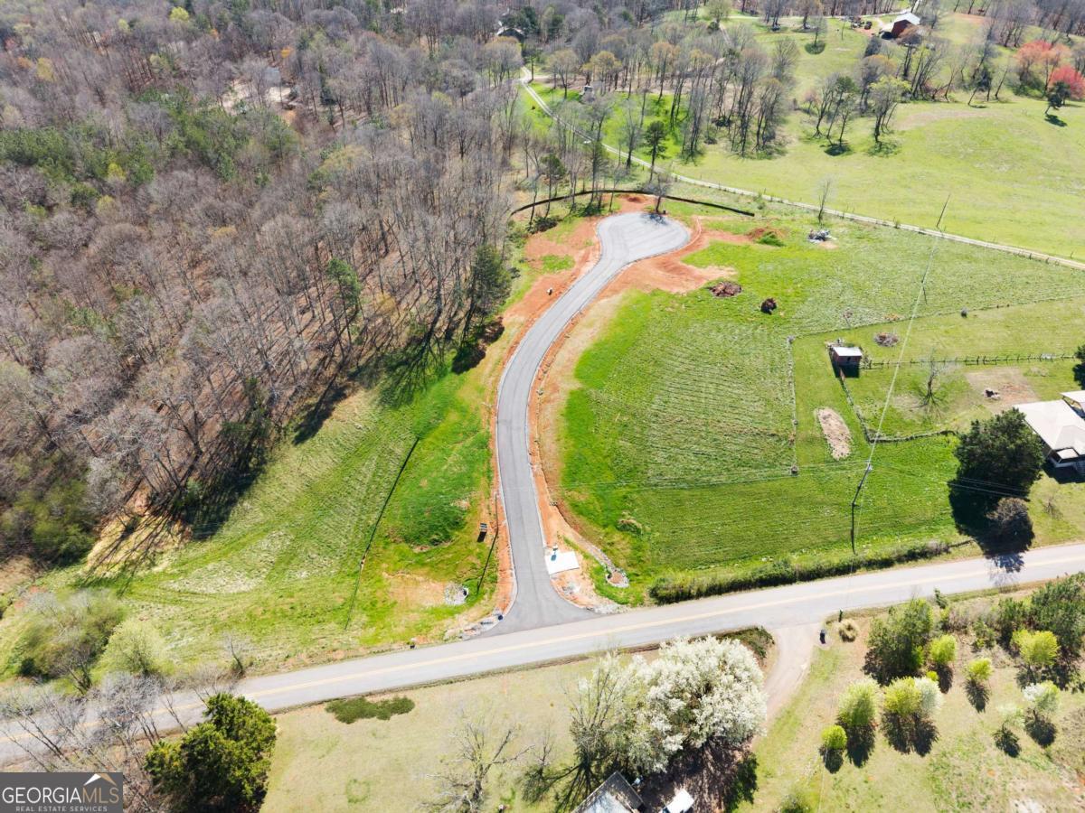 88 White Oak Court