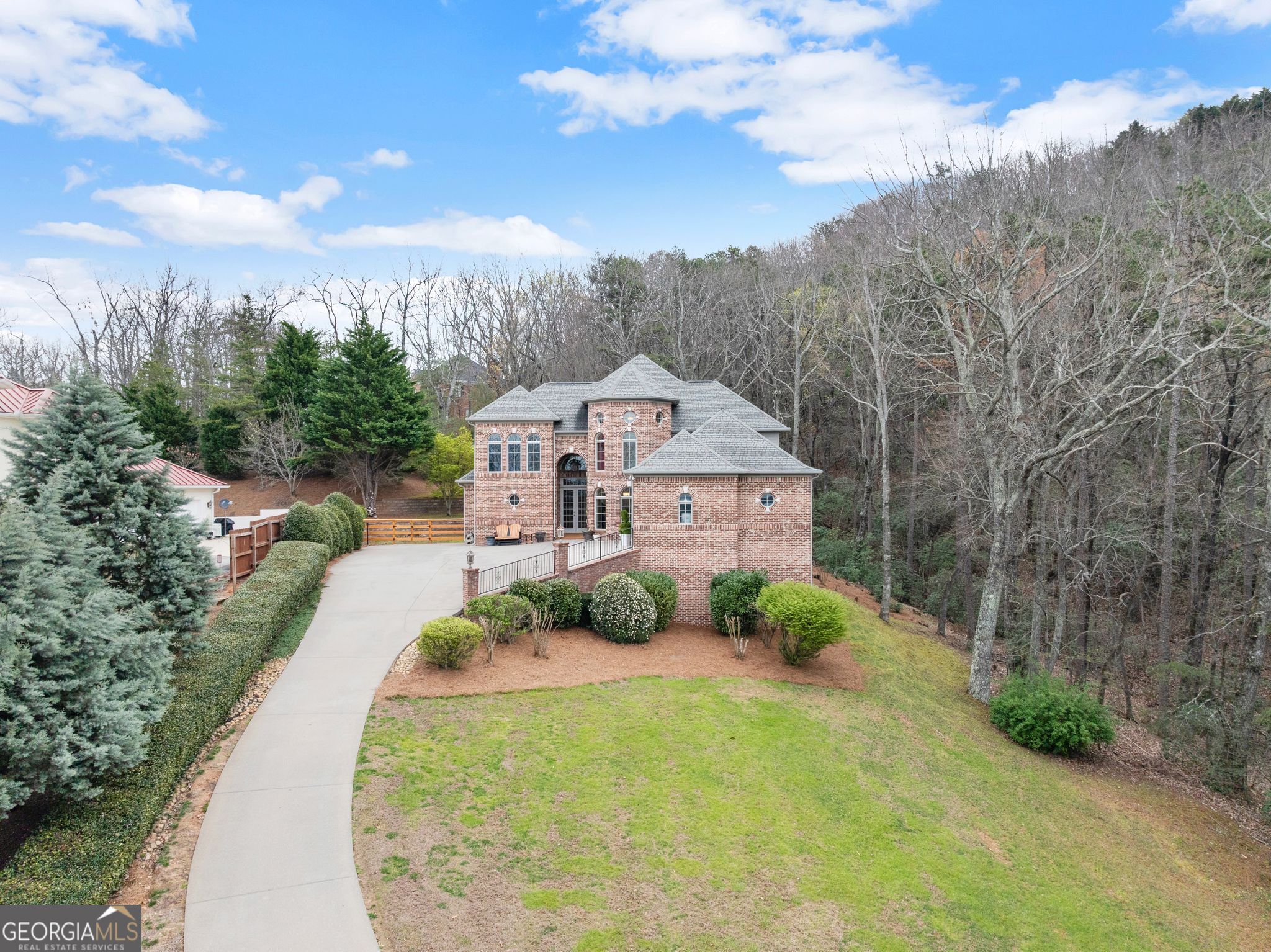 777 Oak Pointe Drive