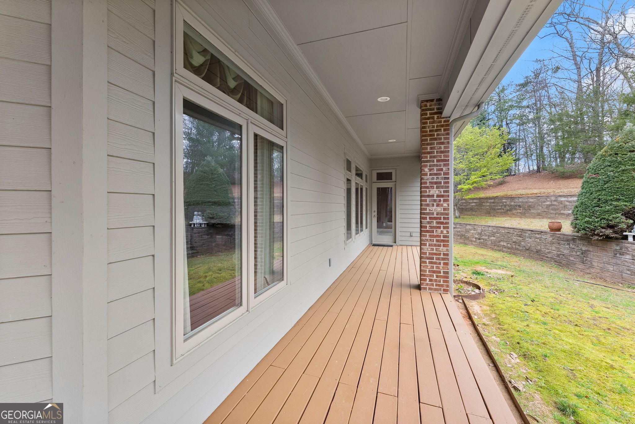 777 Oak Pointe Drive