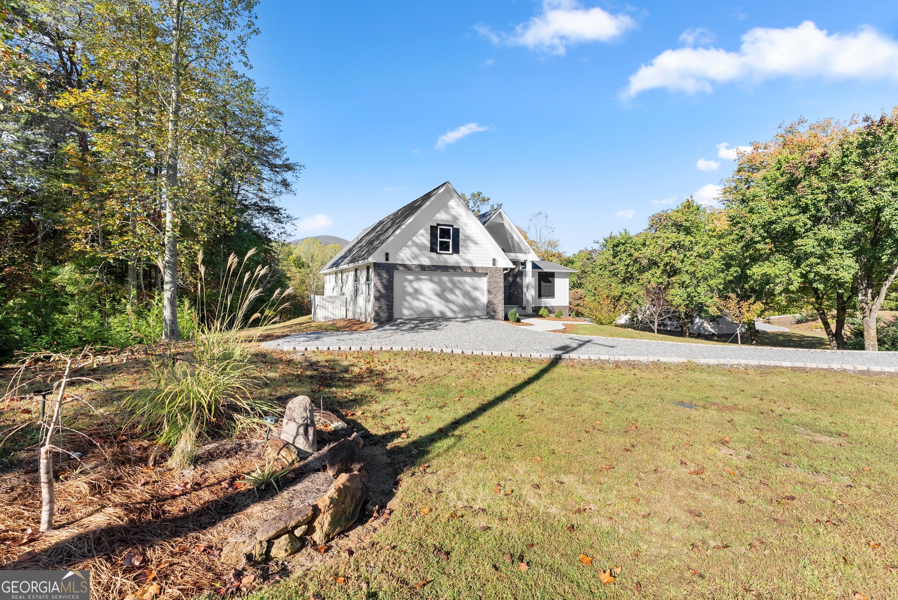 2123 Goat Neck Road