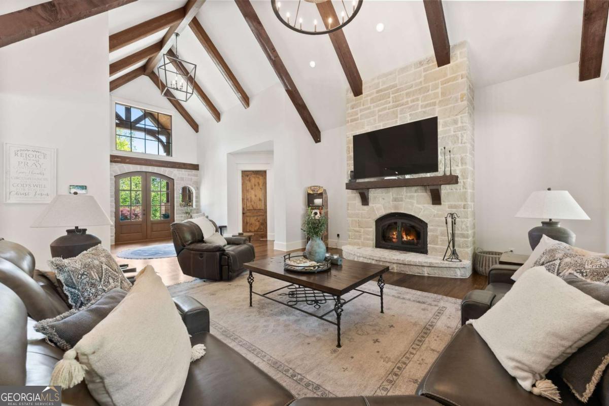 3263 Tanners Mill Road