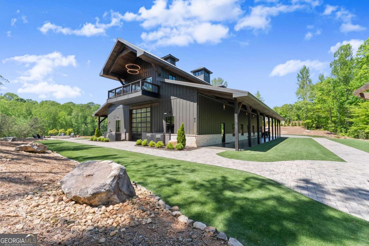 3263 Tanners Mill Road