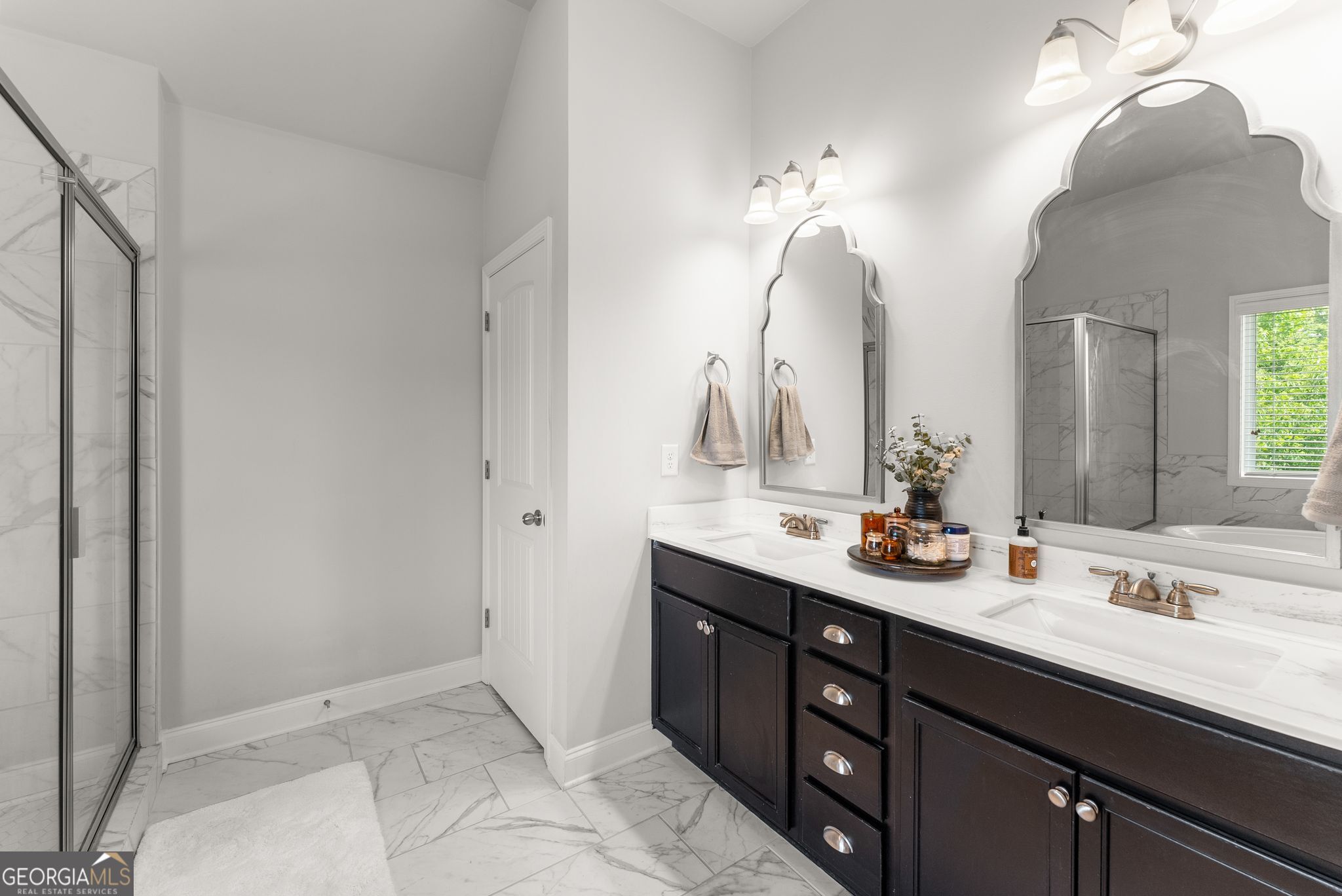 4005 Windsor Trail