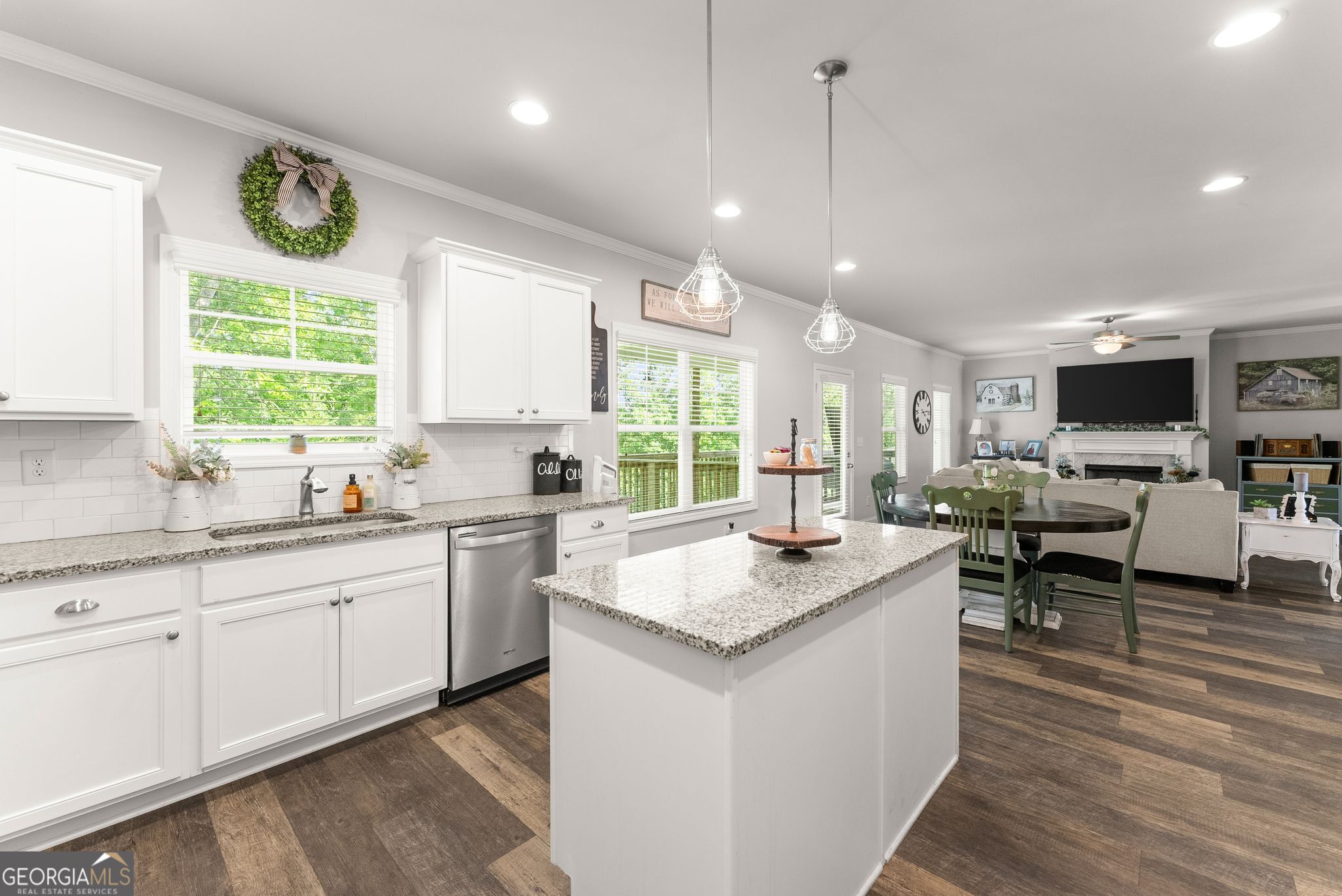4005 Windsor Trail