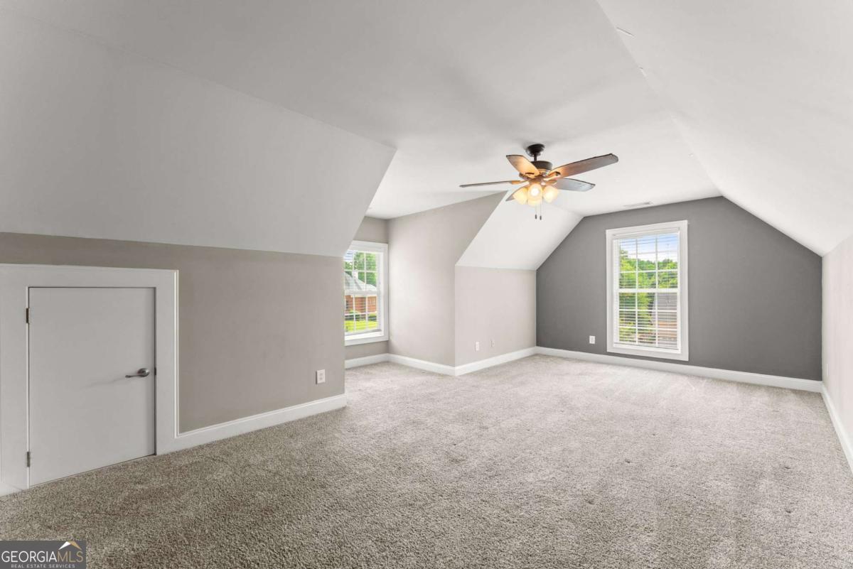 6643 Windvane Point