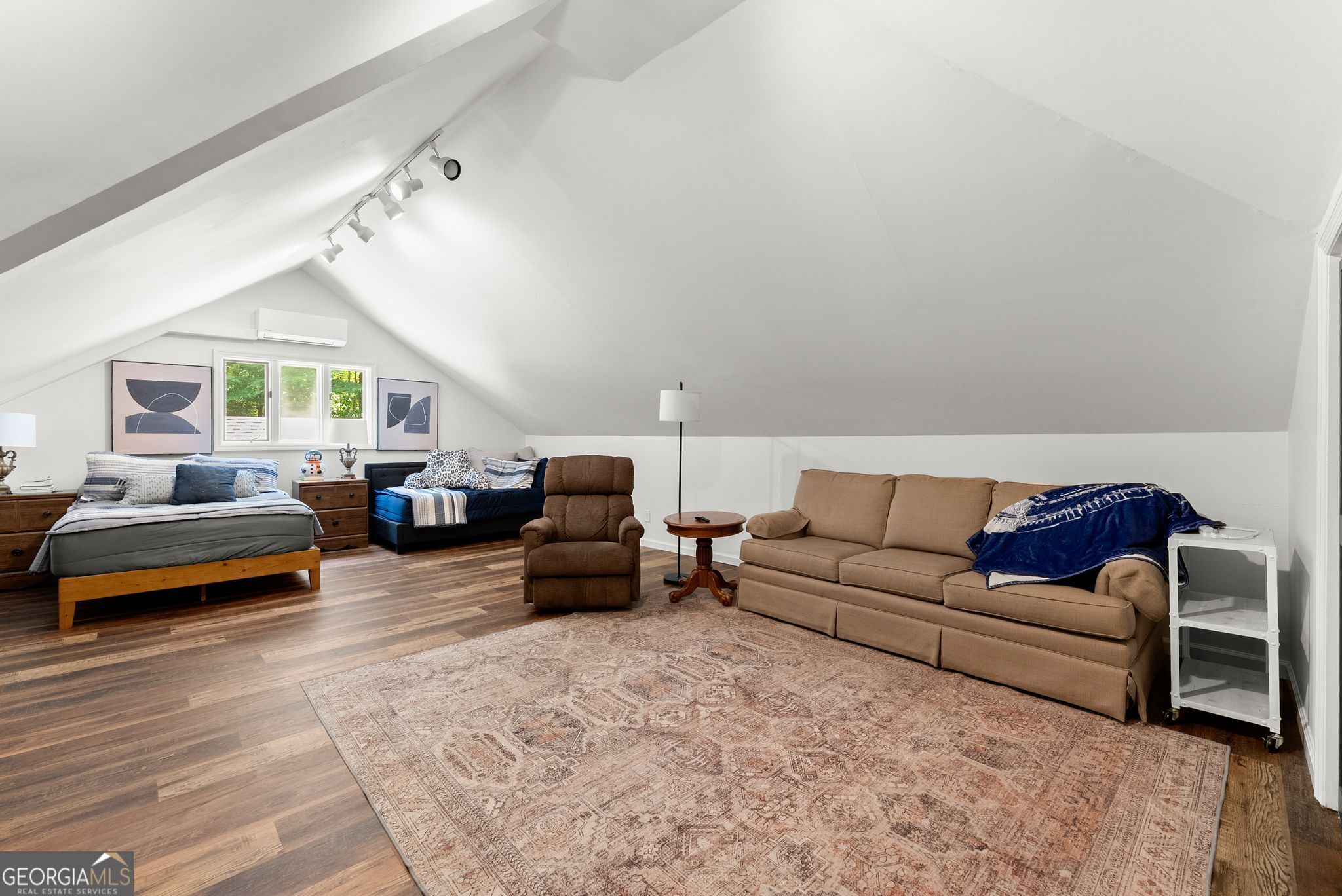 386 Stewart Lane