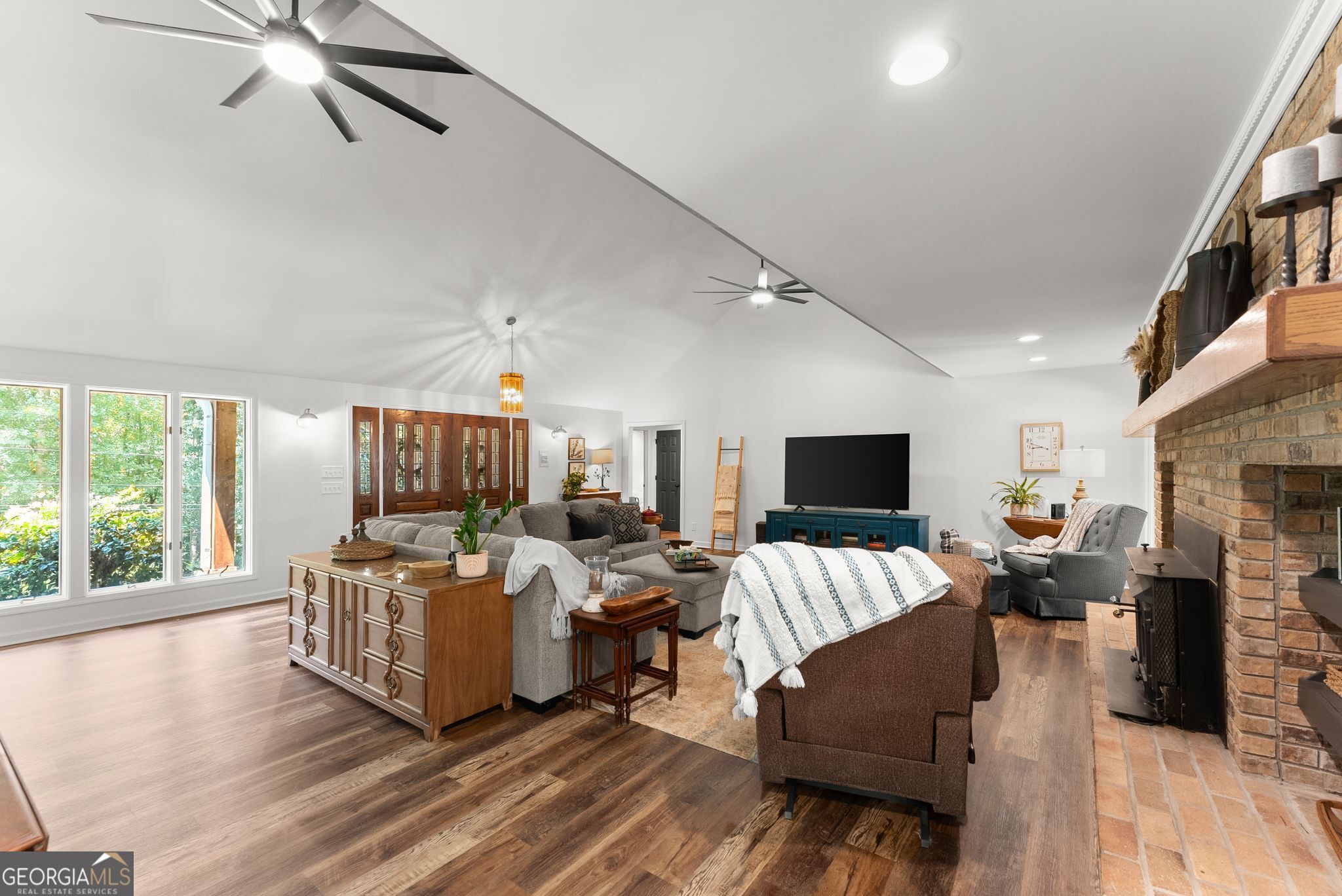 386 Stewart Lane